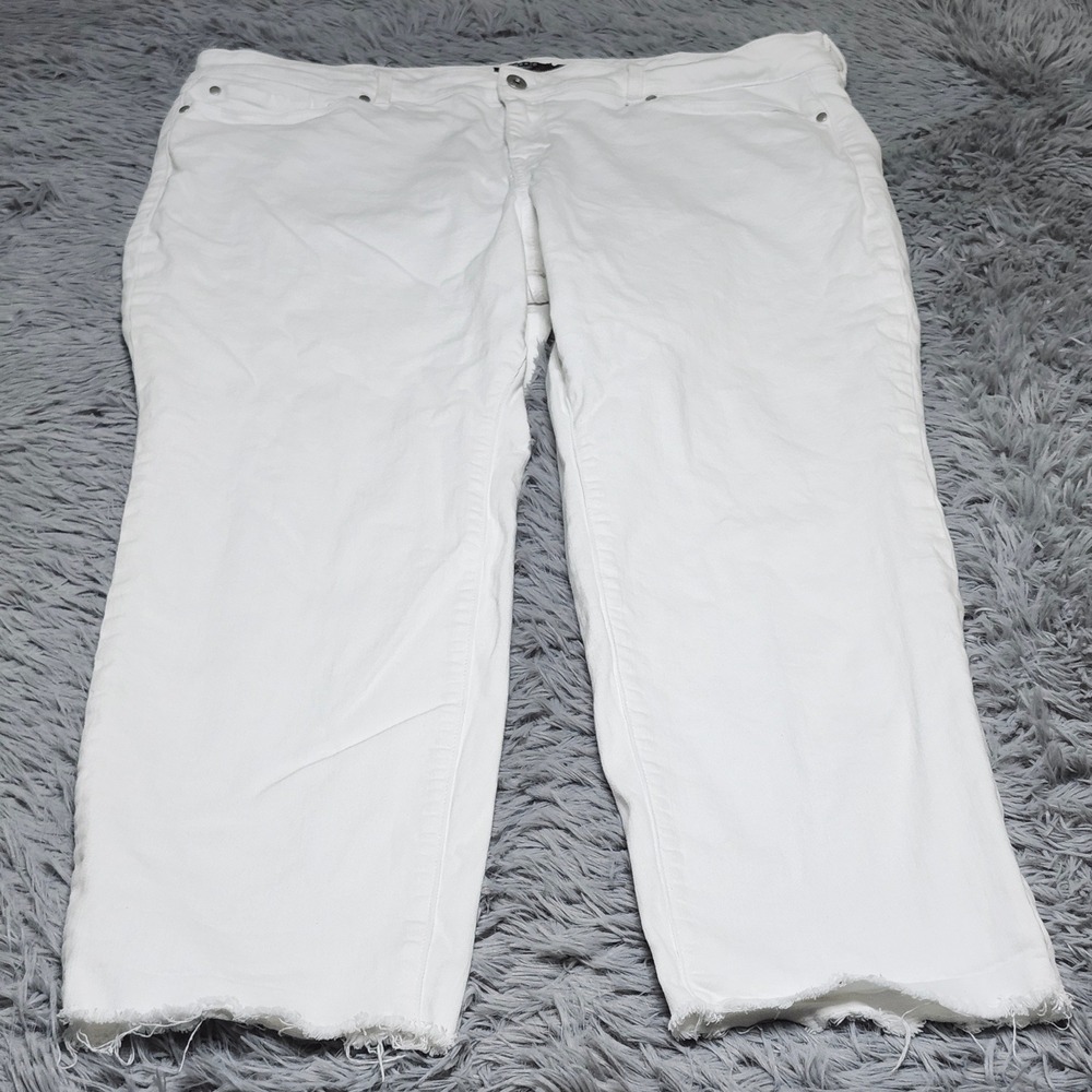 Torrid Boyfriend Straight Jeans Womens Size‎ 24R 24 White Denim Raw Hem Stretch